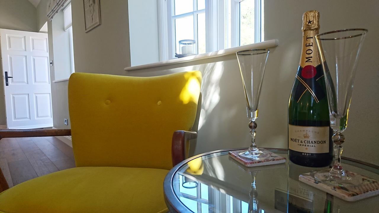 The Mill, Long Melford Bed & Breakfast Bagian luar foto