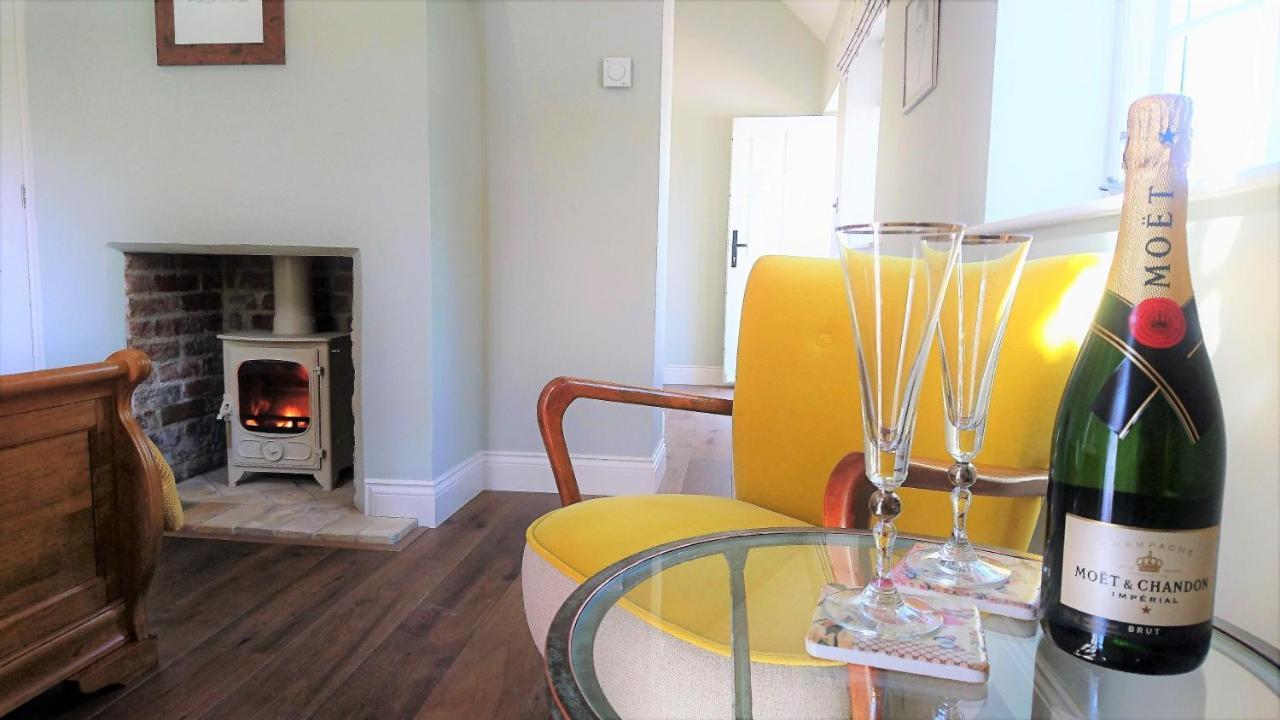 The Mill, Long Melford Bed & Breakfast Bagian luar foto